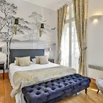 Aparthotel La Des Consuls - De Tourisme De Charme
