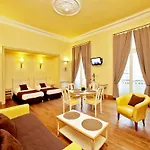 La Des Consuls Appart hôtel 4*