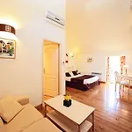 La Des Consuls - De Tourisme De Charme Aparthotel 4*
