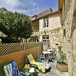Appart hôtel La Des Consuls 4*