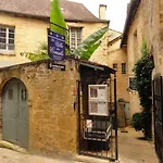 La Des Consuls - De Tourisme De Charme Sarlat-la-Canéda