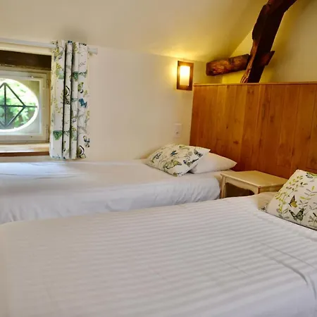 Aparthotel La Des Consuls - De Tourisme De Charme *