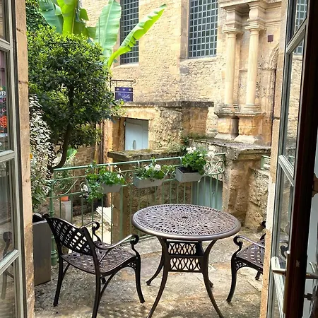 La Des Consuls - De Tourisme De Charme Aparthotel