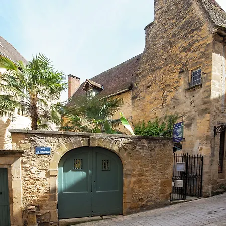 La Des Consuls - De Tourisme De Charme