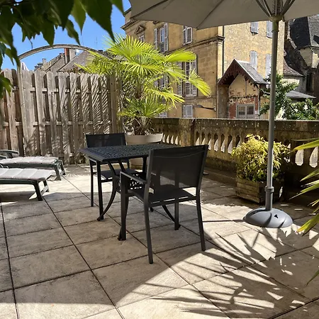 アパートホテル La Des Consuls - De Tourisme De Charme 4*