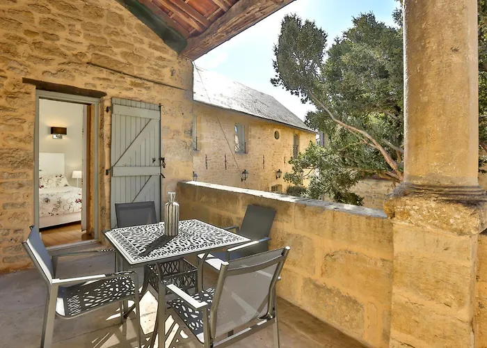 La Des Consuls - De Tourisme De Charme 4*