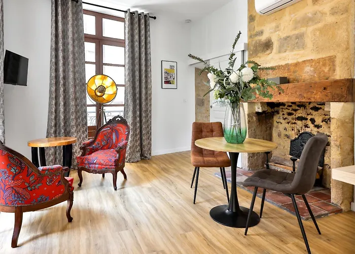 La Des Consuls - De Tourisme De Charme 4* Sarlat-la-Canéda