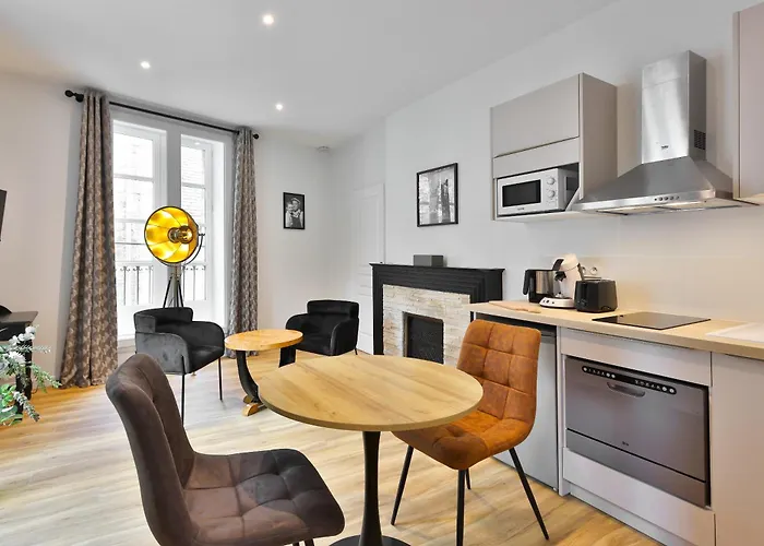 La Des Consuls - De Tourisme De Charme 4* Sarlat-la-Canéda