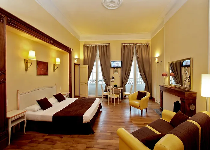 La Des Consuls - De Tourisme De Charme 4*