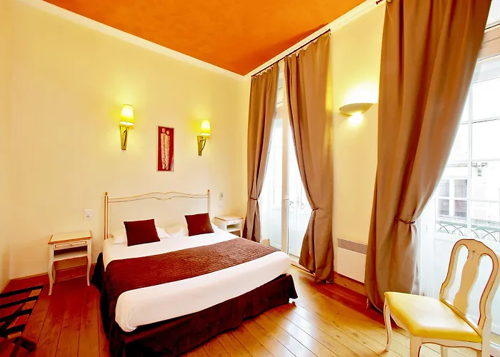 Aparthotel La Des Consuls - De Tourisme De Charme