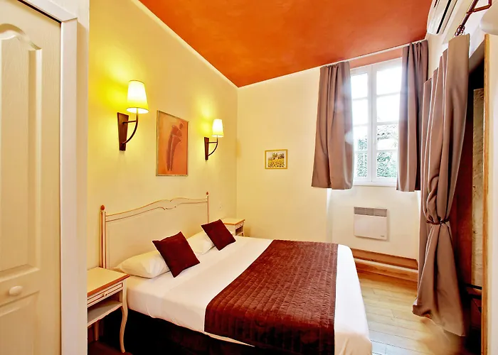 La Des Consuls - De Tourisme De Charme Aparthotel