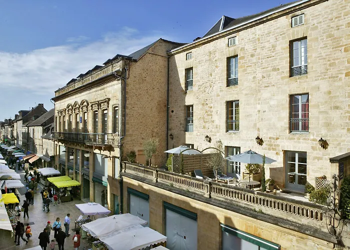 La Des Consuls - De Tourisme De Charme 4* Sarlat-la-Canéda