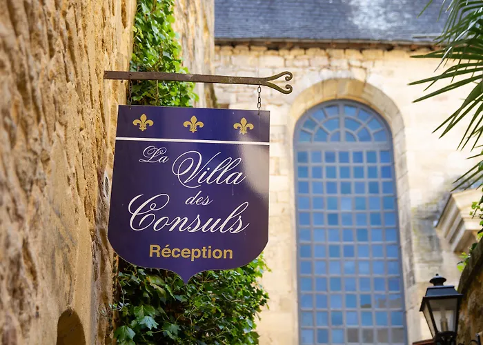 Aparthotel La Des Consuls - De Tourisme De Charme
