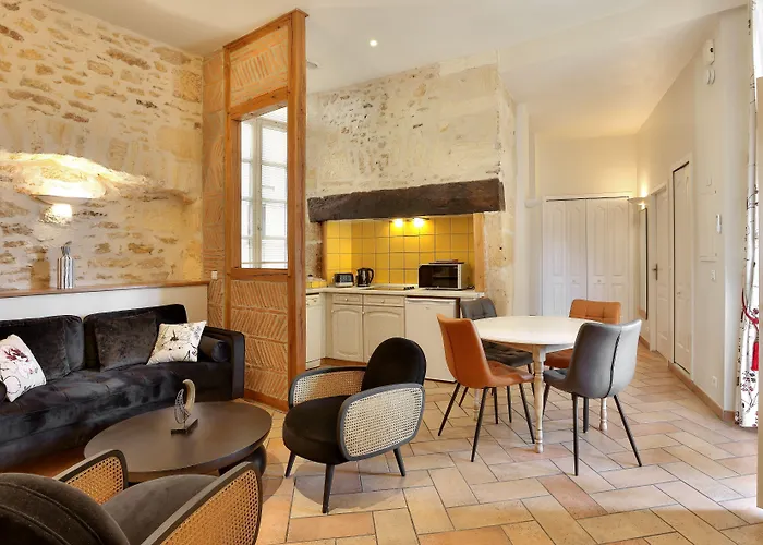 アパートホテル La Des Consuls - De Tourisme De Charme 4*